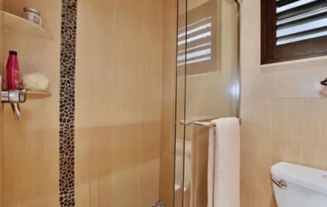 Photo of Bathroom in Mill Run