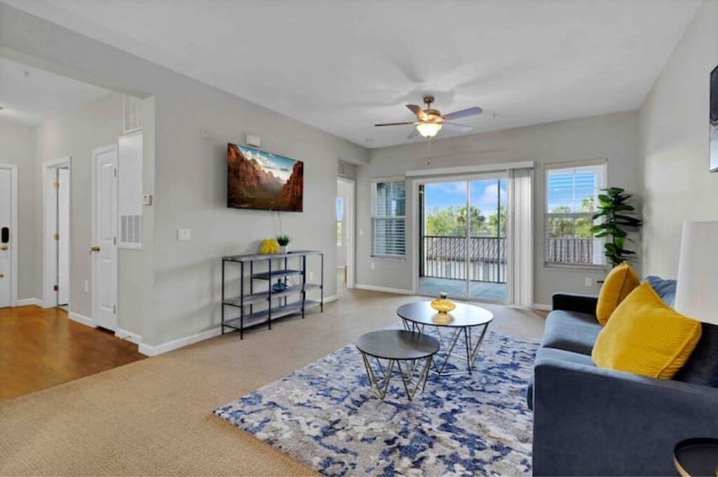 Photo of Livingroom in Ocoee