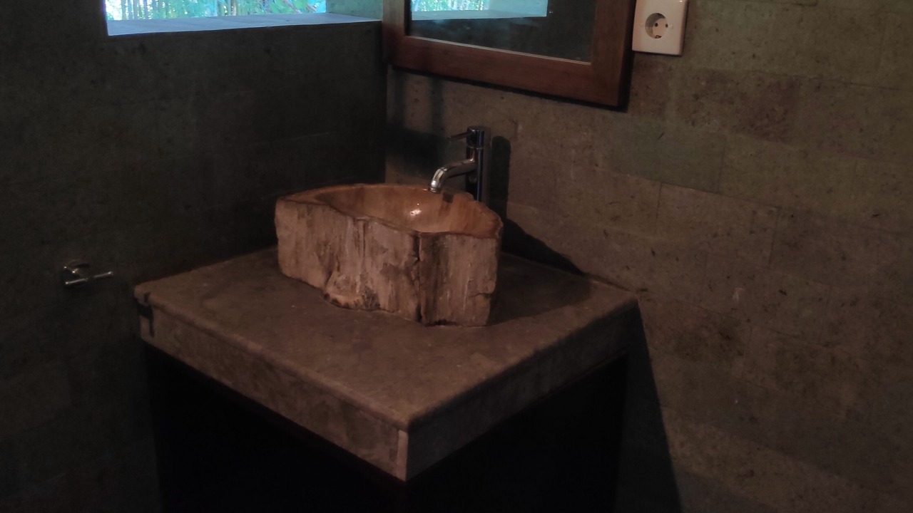 Photo of Bathroom in Sambahan