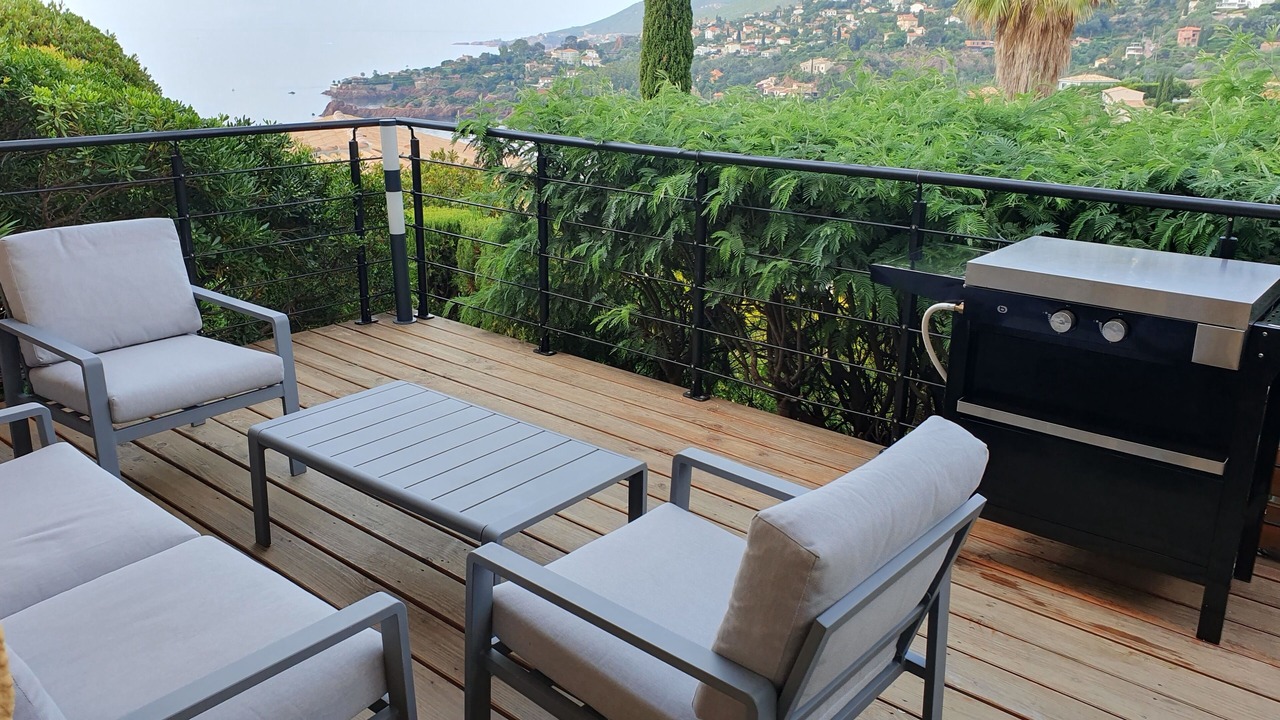 Photo of Outdoor in Espero-Pax