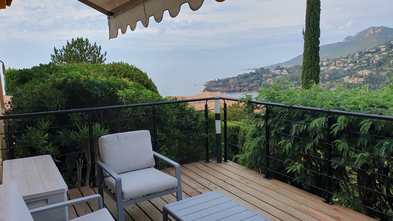 Photo of Outdoor in Espero-Pax