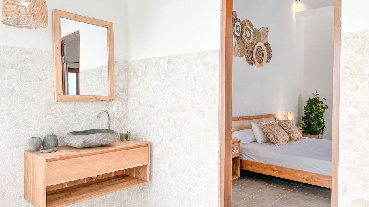 Photo of Bathroom in Padangsambian Klod