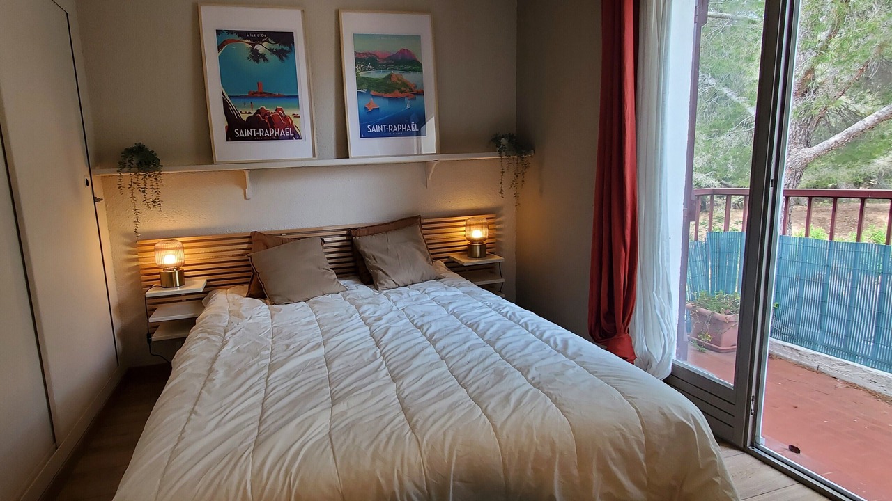 Photo of Bedroom in Agay