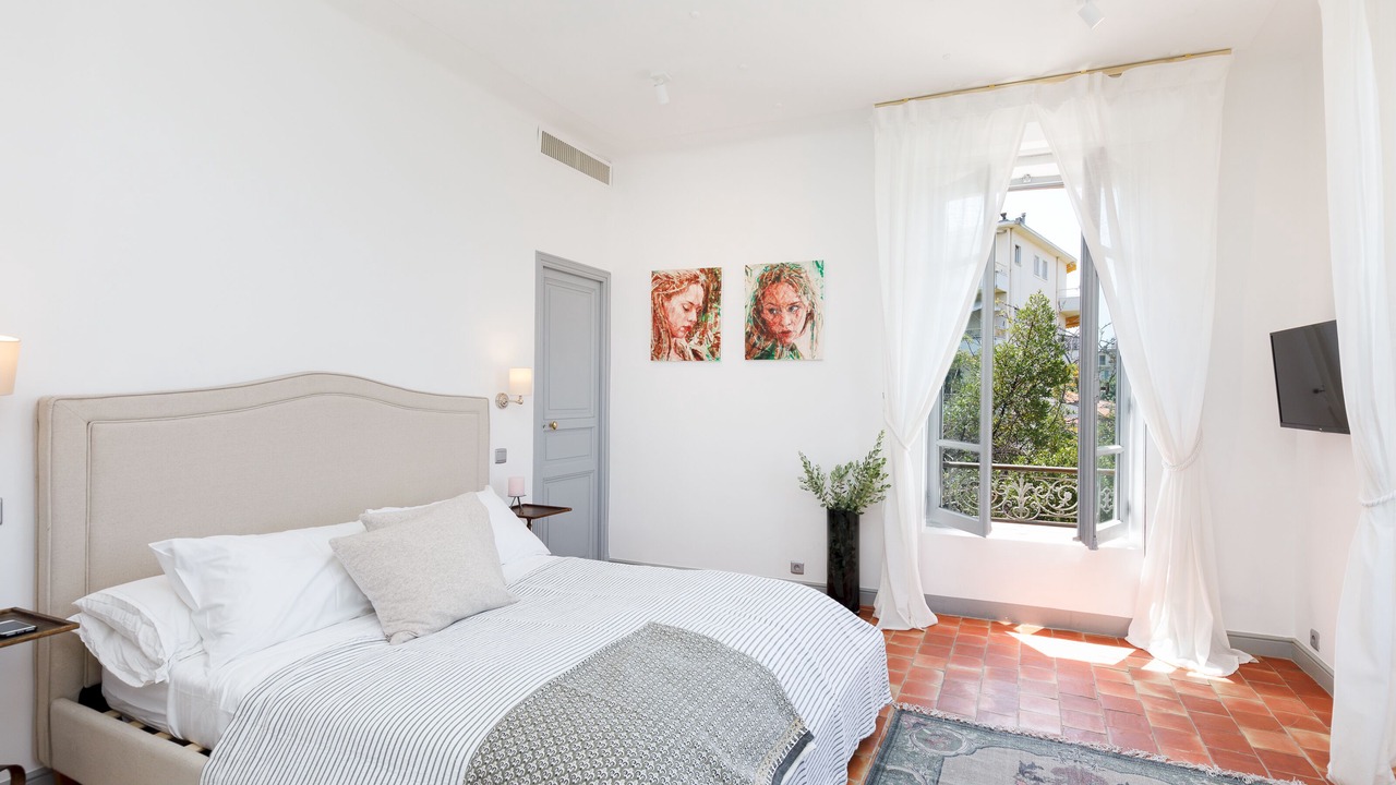 Photo of Bedroom in Juan-les-Pins