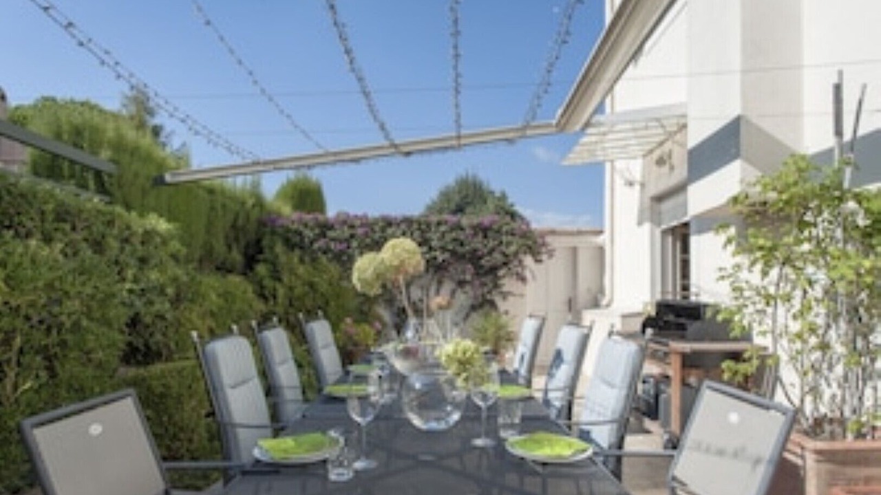 Photo of Outdoor in Saint Pierre de Feric