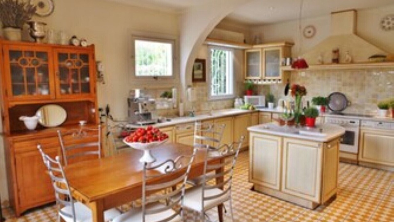 Photo of Kitchen in Saint Pierre de Feric