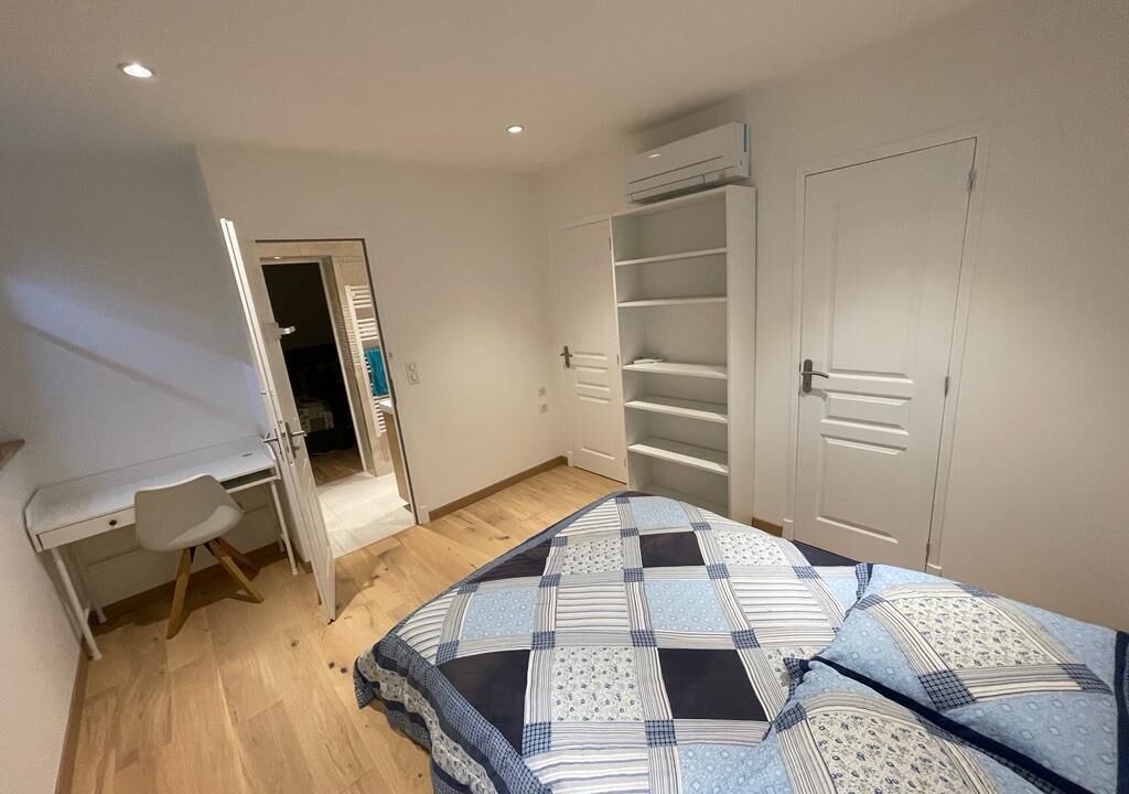 Photo of Bedroom in Saint Antoine