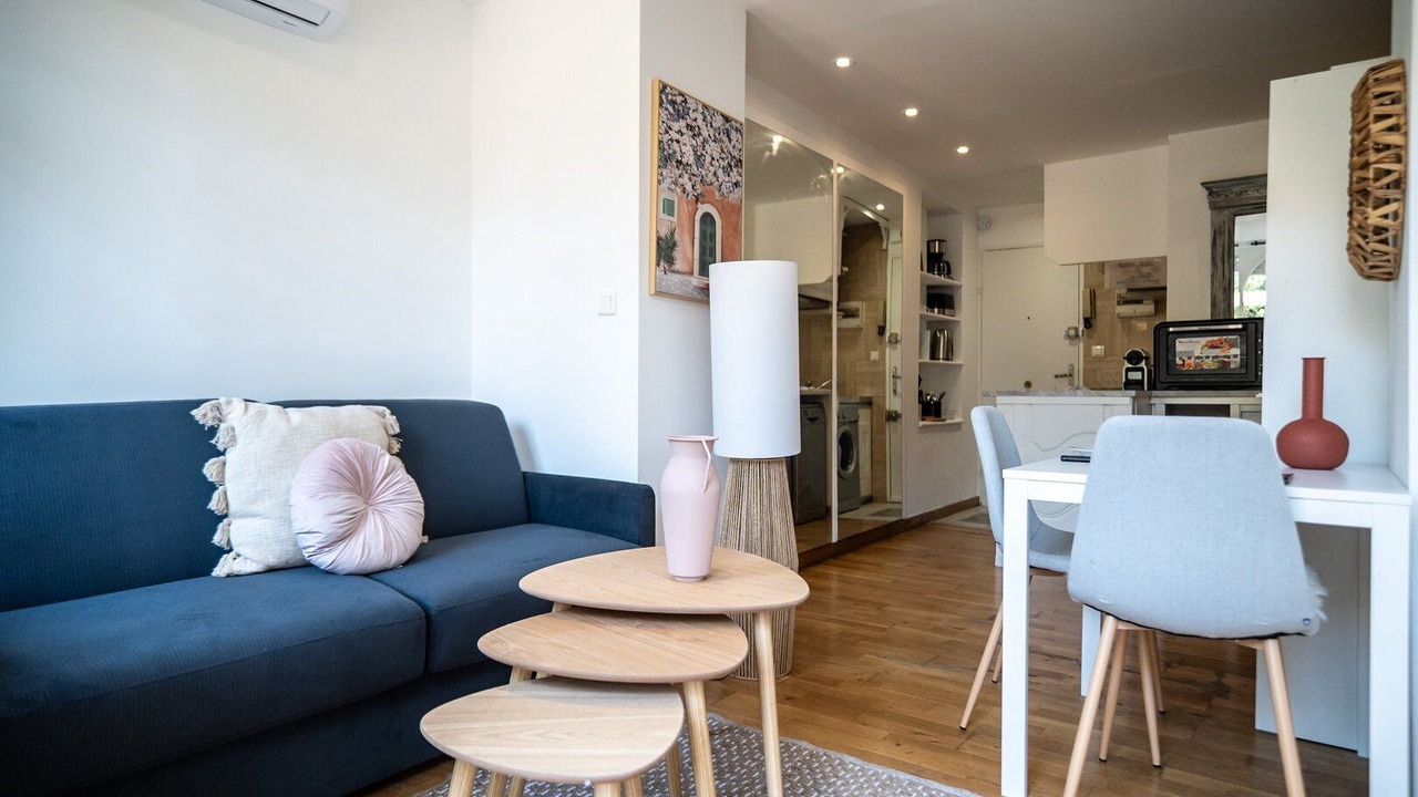 Photo of Livingroom in Lepante Quarter