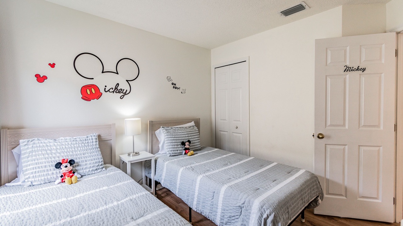 Photo of Bedroom in Lake Berkley