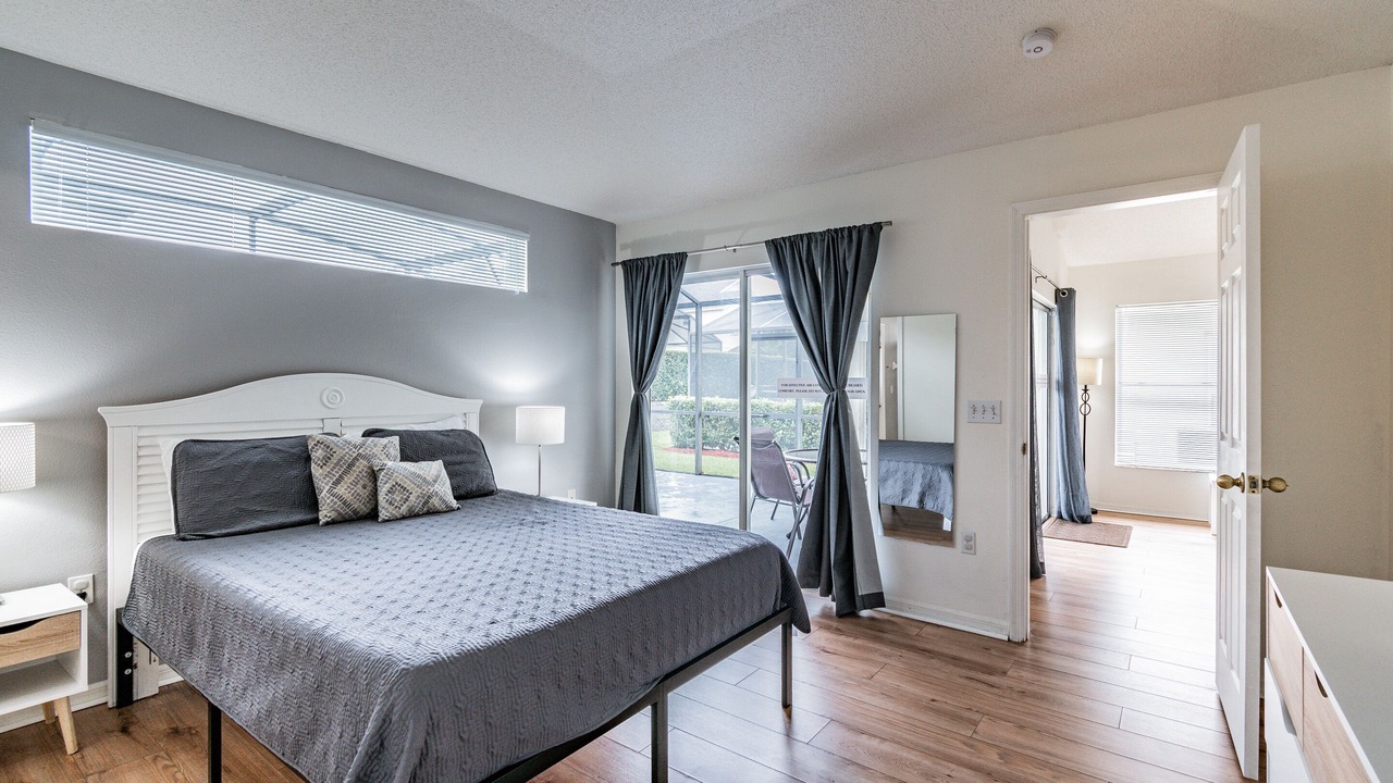 Photo of Bedroom in Lake Berkley