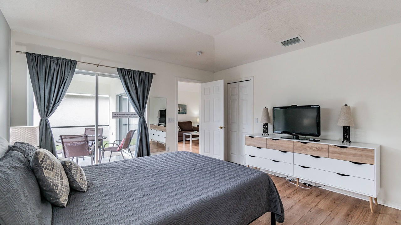 Photo of Bedroom in Lake Berkley