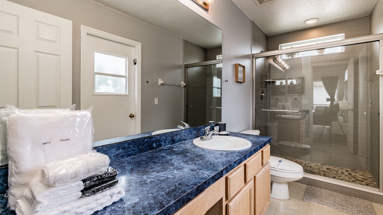 Photo of Bathroom in Lake Berkley