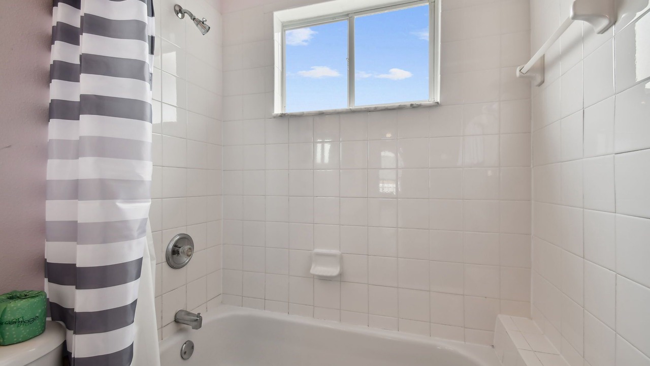 Photo of Bathroom in Lindfields
