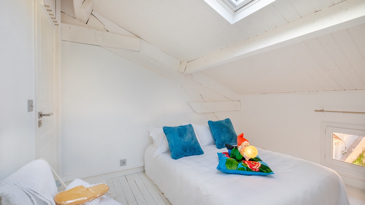 Photo of Bedroom in Beausoleil