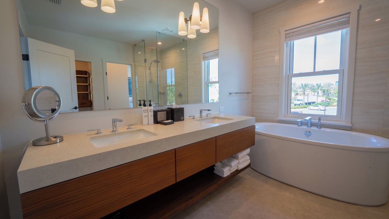 Photo of Bathroom in Lake Buena Vista