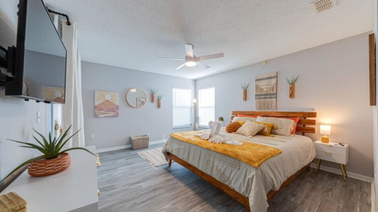 Photo of Bedroom in Thousand Oaks