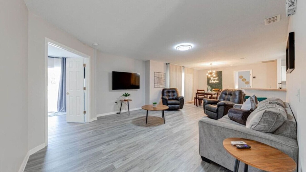 Photo of Livingroom in Thousand Oaks