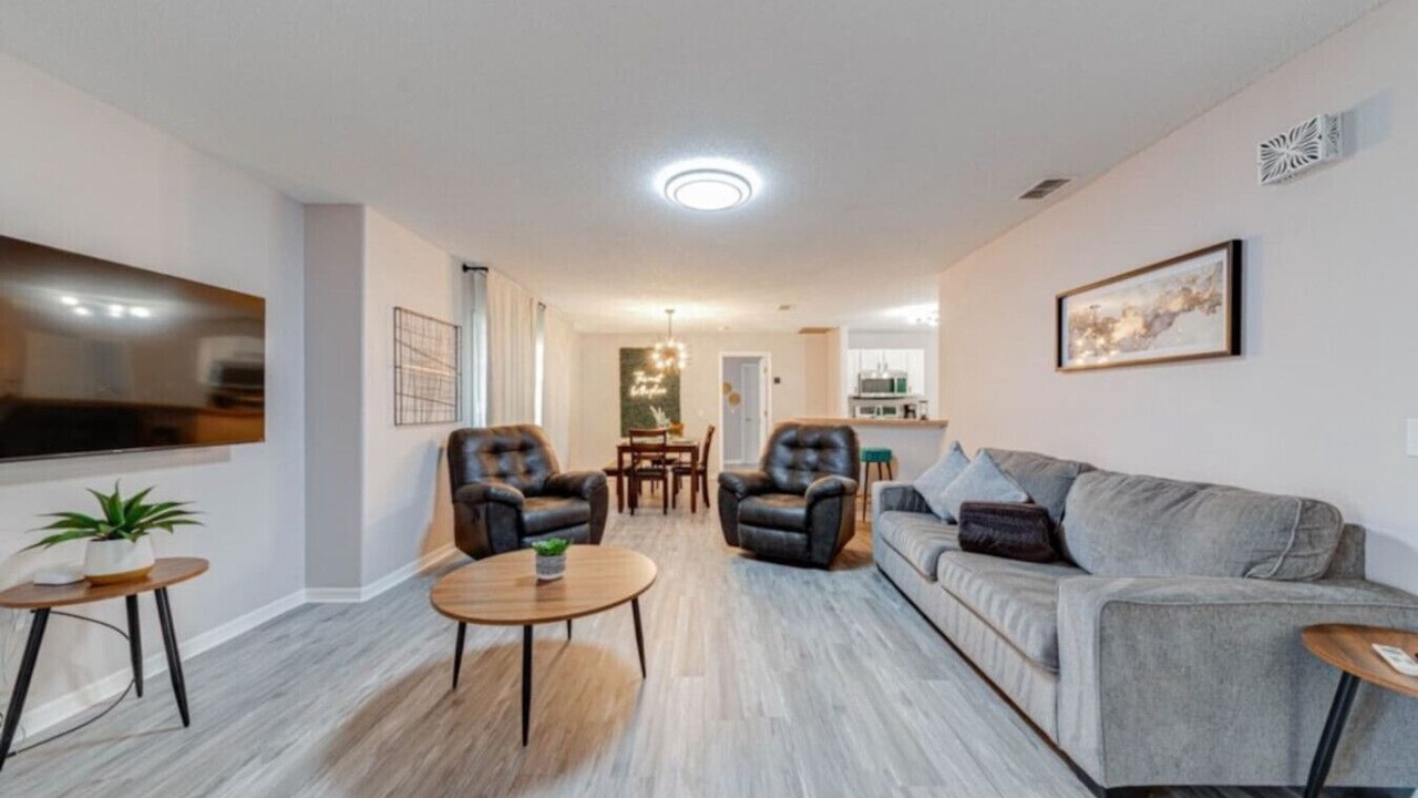 Photo of Livingroom in Thousand Oaks