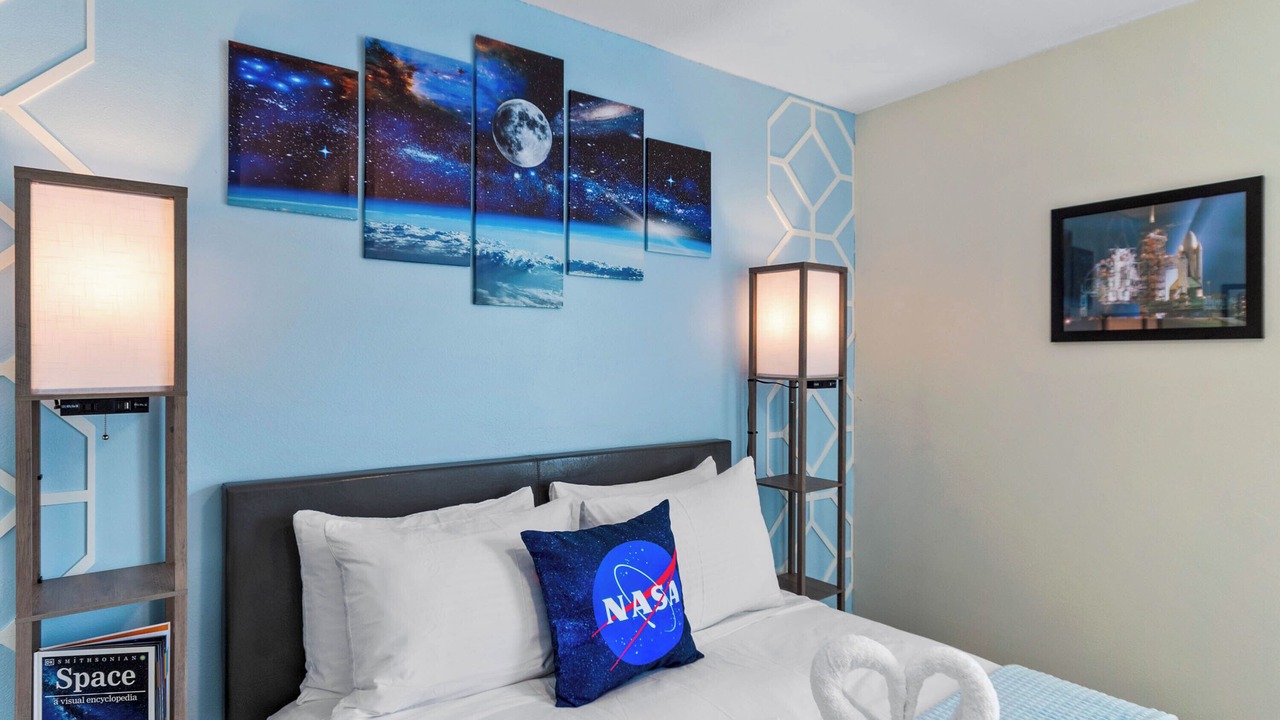 Photo of Bedroom in Buena Ventura Lakes