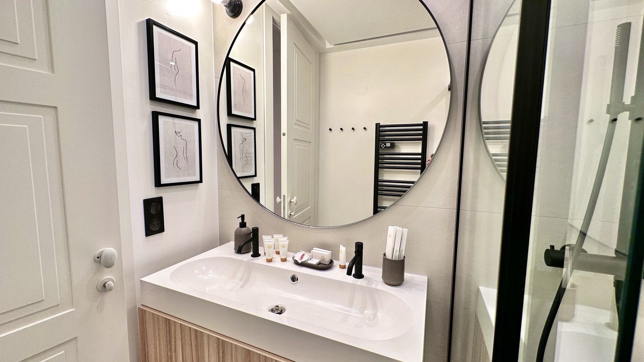 Photo of Bathroom in Riquier