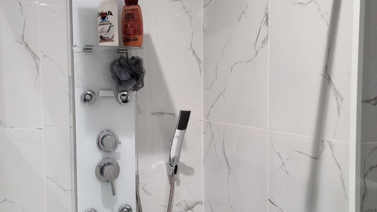 Photo of Bathroom in Gambetta