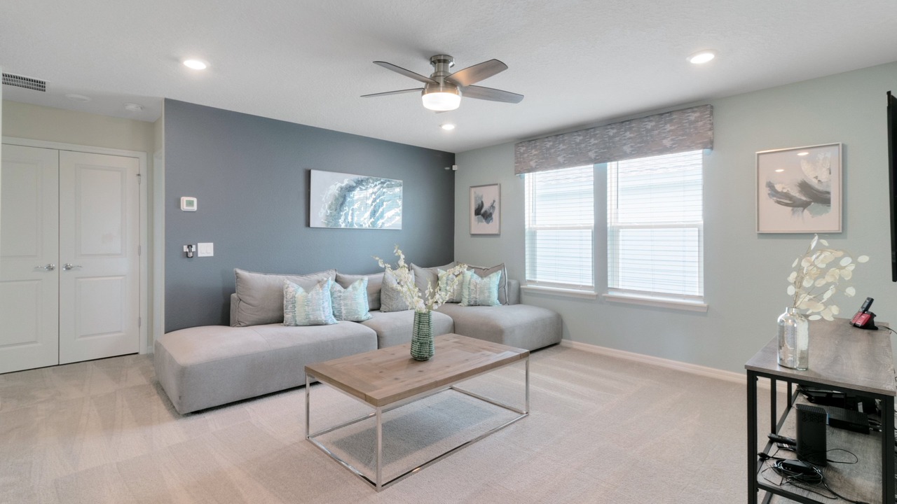 Photo of Livingroom in Southeast Orlando