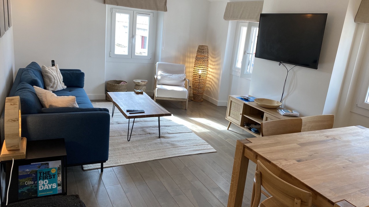 Photo of Bedroom in Antibes Old Town