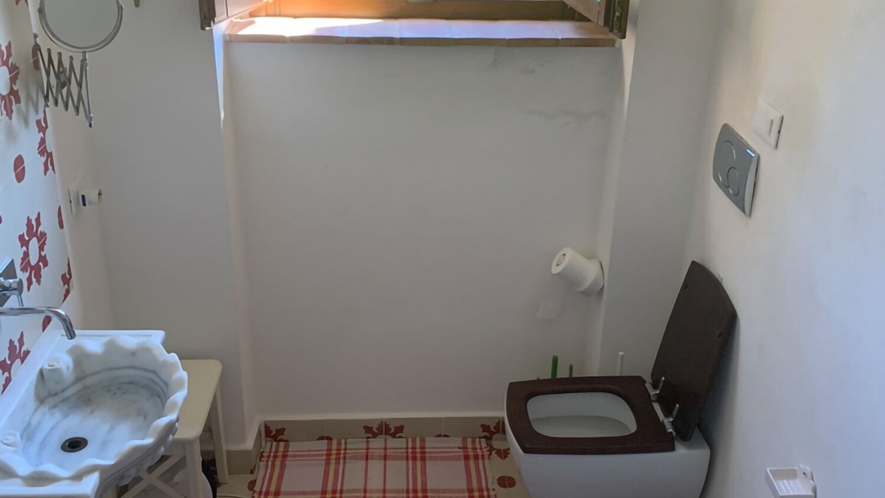 Photo of Bathroom in Volterra