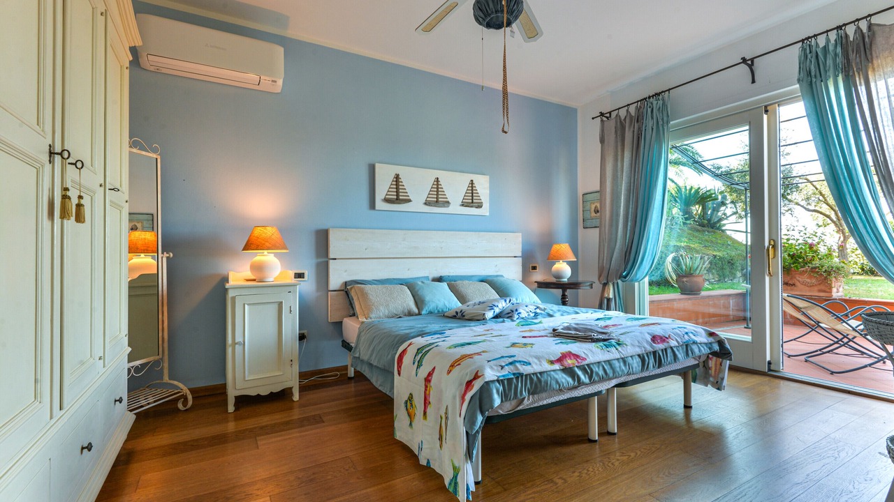 Photo of Bedroom in Capoliveri