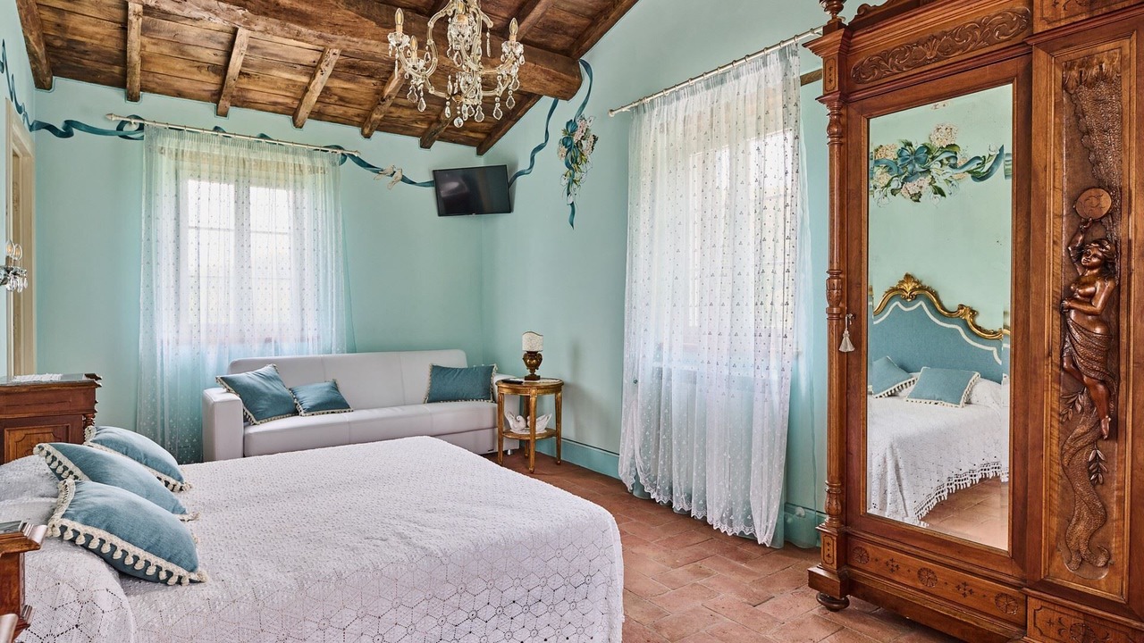 Photo of Bedroom in Molazzana