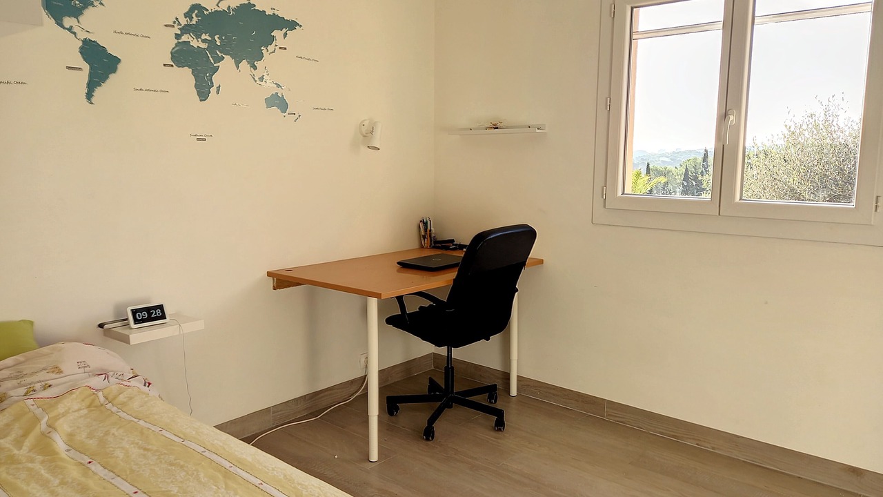 Photo of Bedroom in La Roquette-sur-Siagne