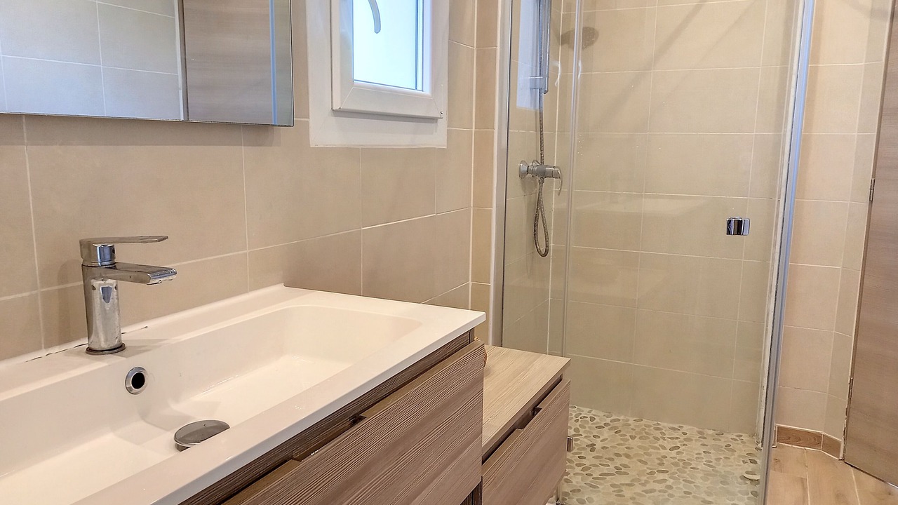 Photo of Bathroom in La Roquette-sur-Siagne