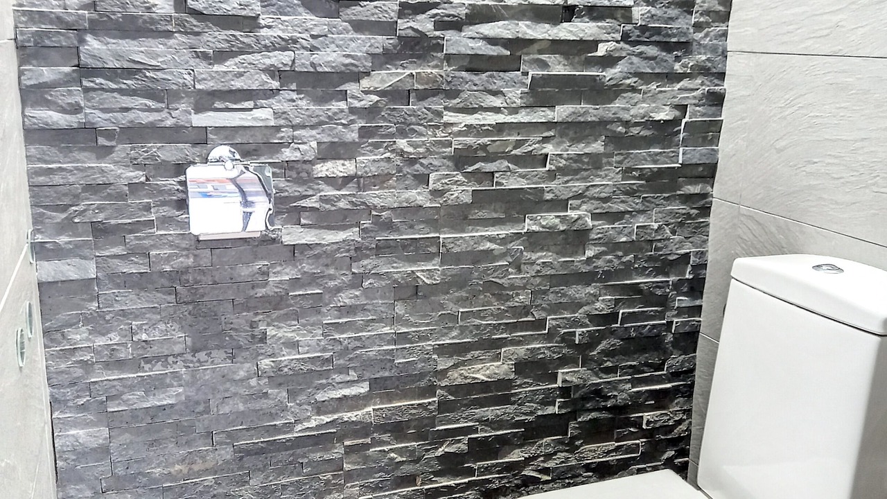 Photo of Bathroom in La Roquette-sur-Siagne