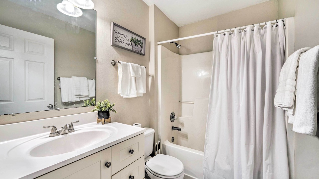 Photo of Bathroom in Poinciana