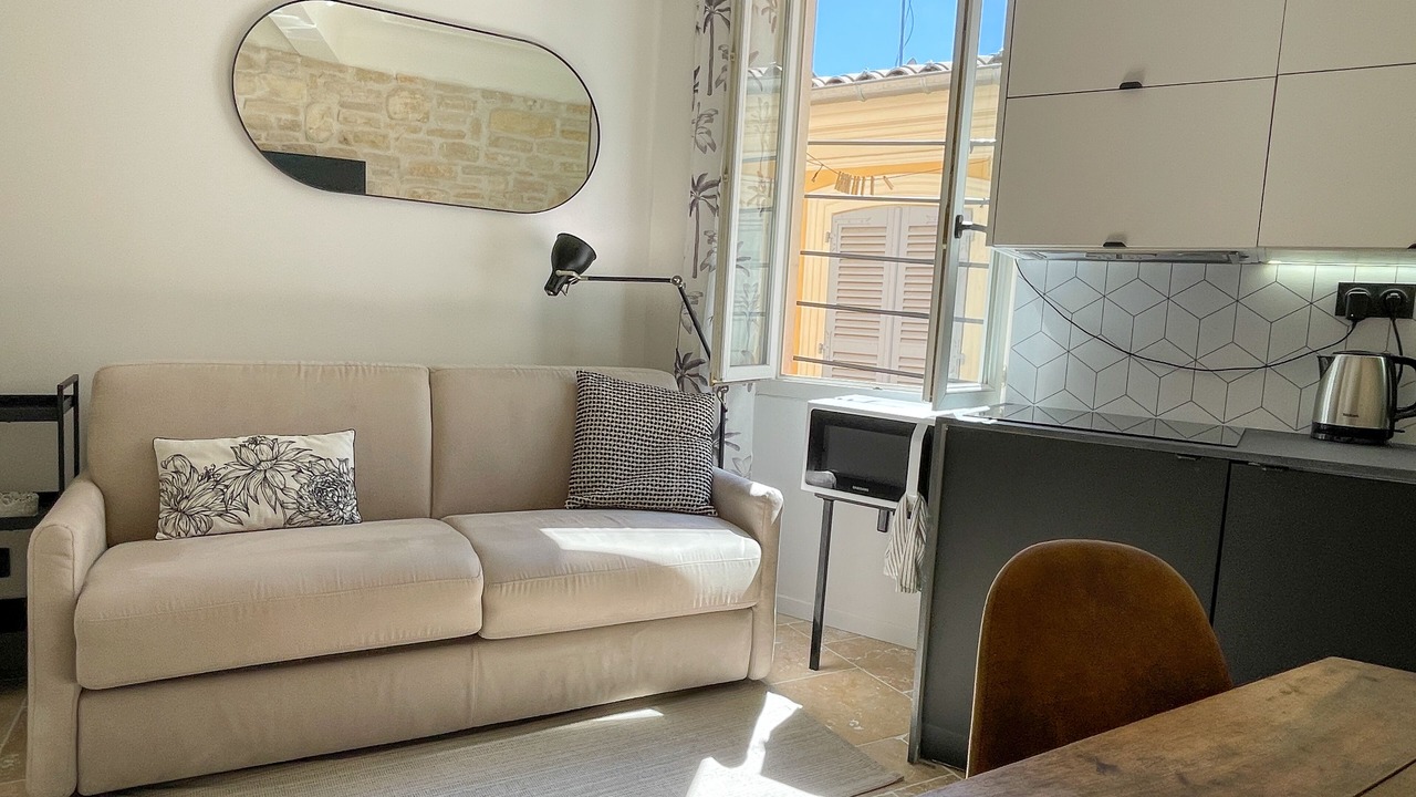 Photo of Livingroom in Antibes City Centre