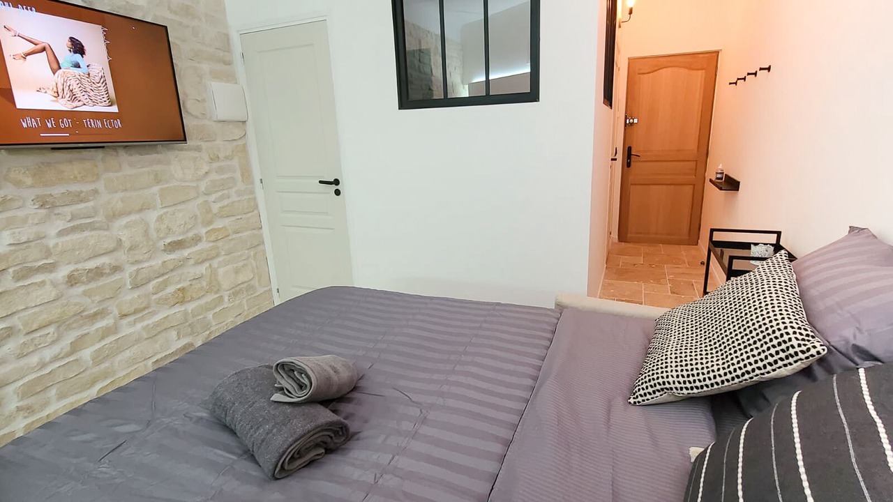 Photo of Bedroom in Antibes City Centre