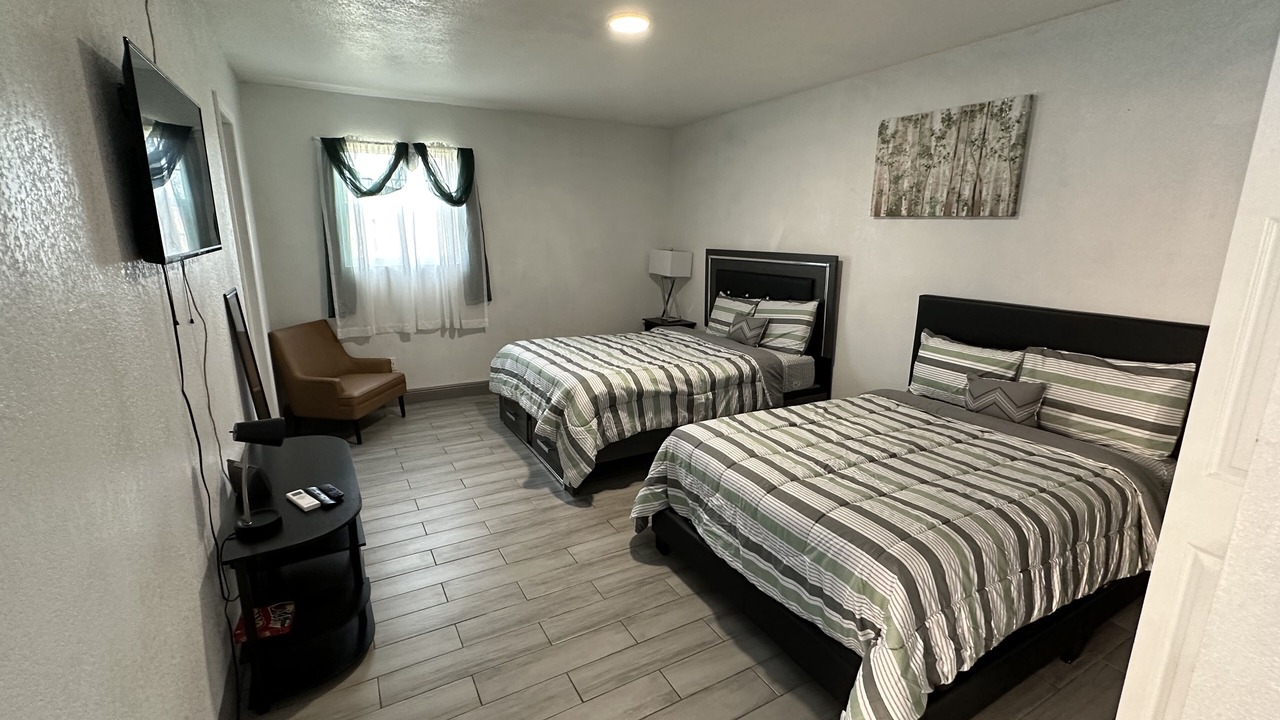 Photo of Bedroom in Oak Ridge