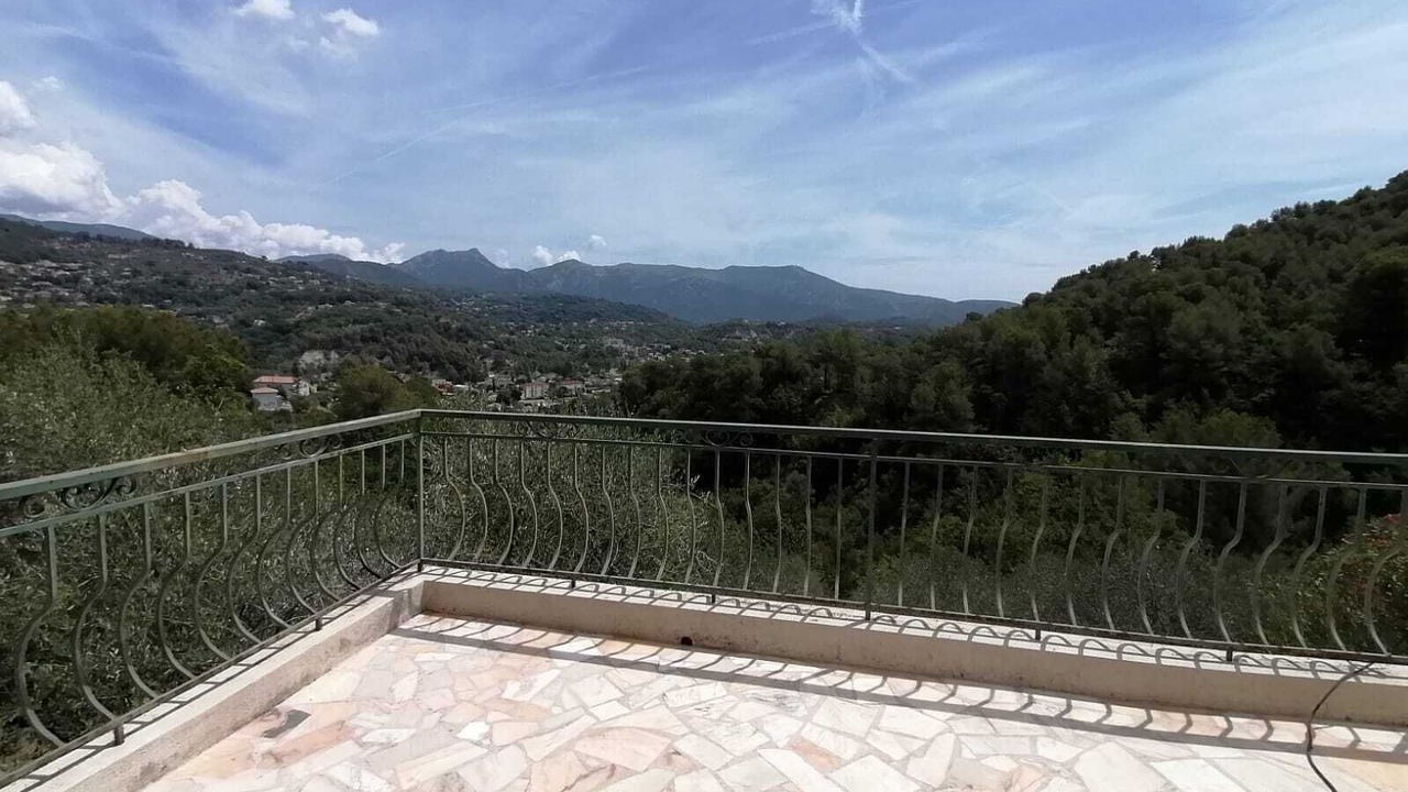 Photo of Outdoor in Contes