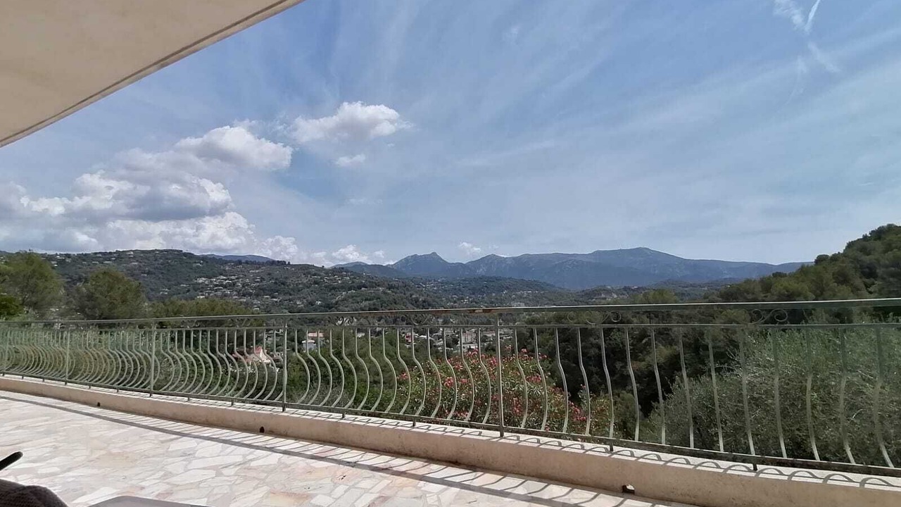 Photo of Outdoor in Contes