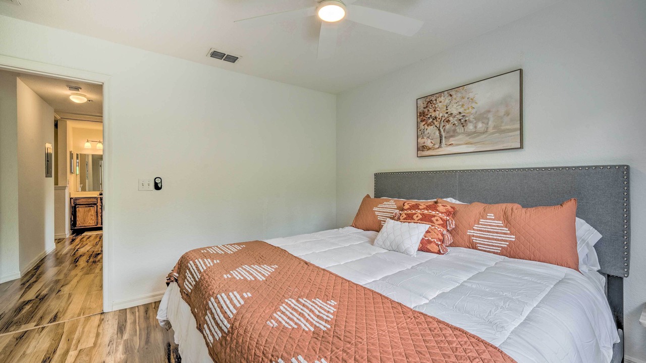 Photo of Bedroom in Venetian Bay Villages