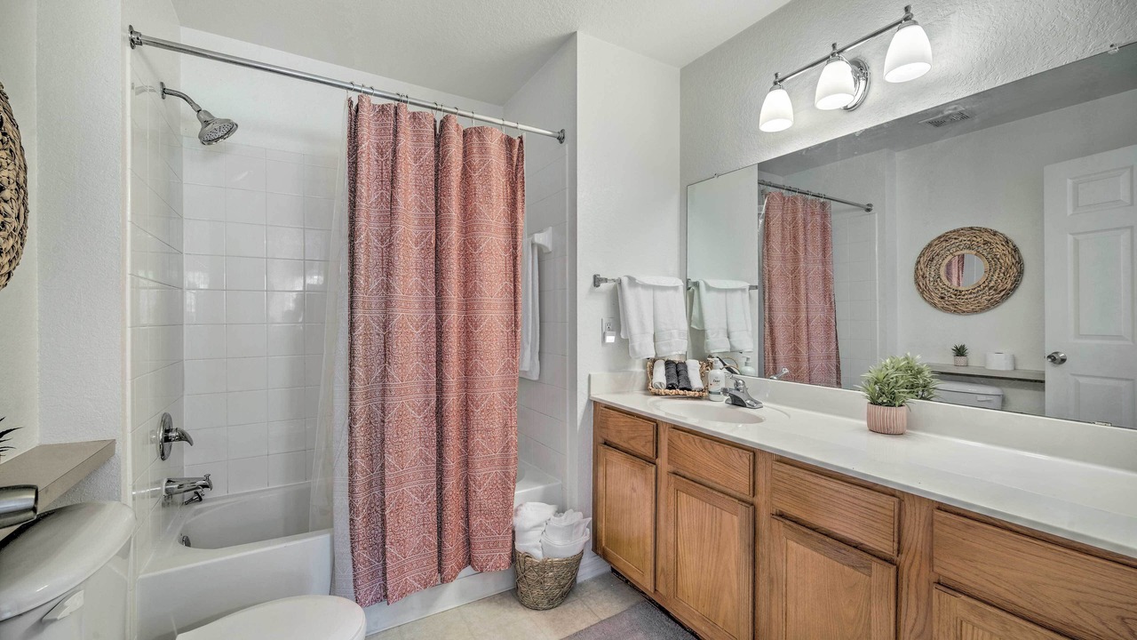 Photo of Bathroom in Venetian Bay Villages