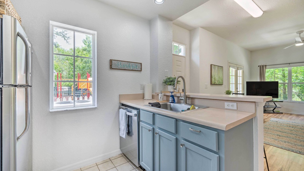 Photo of Kitchen in Venetian Bay Villages