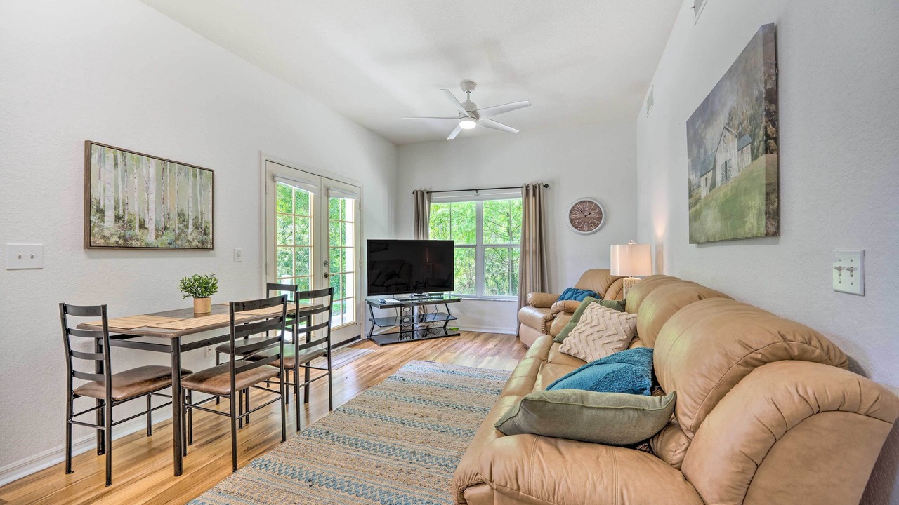 Photo of Bedroom in Venetian Bay Villages