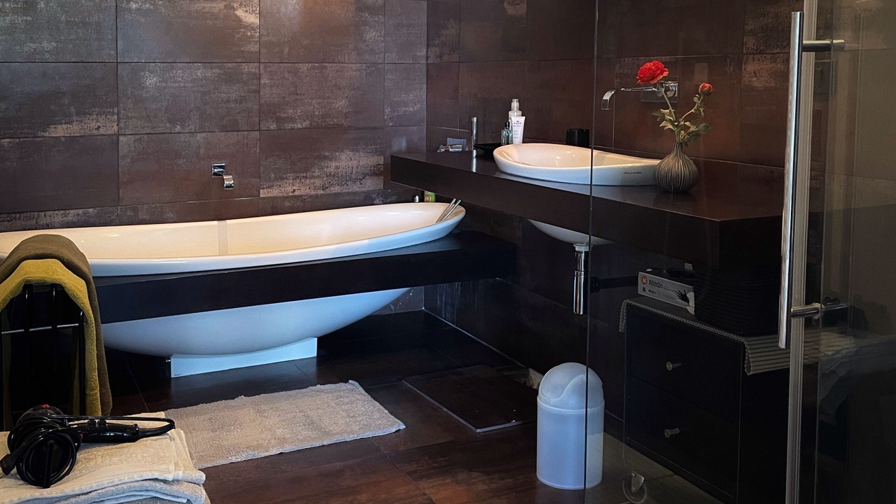 Photo of Bathroom in Biot