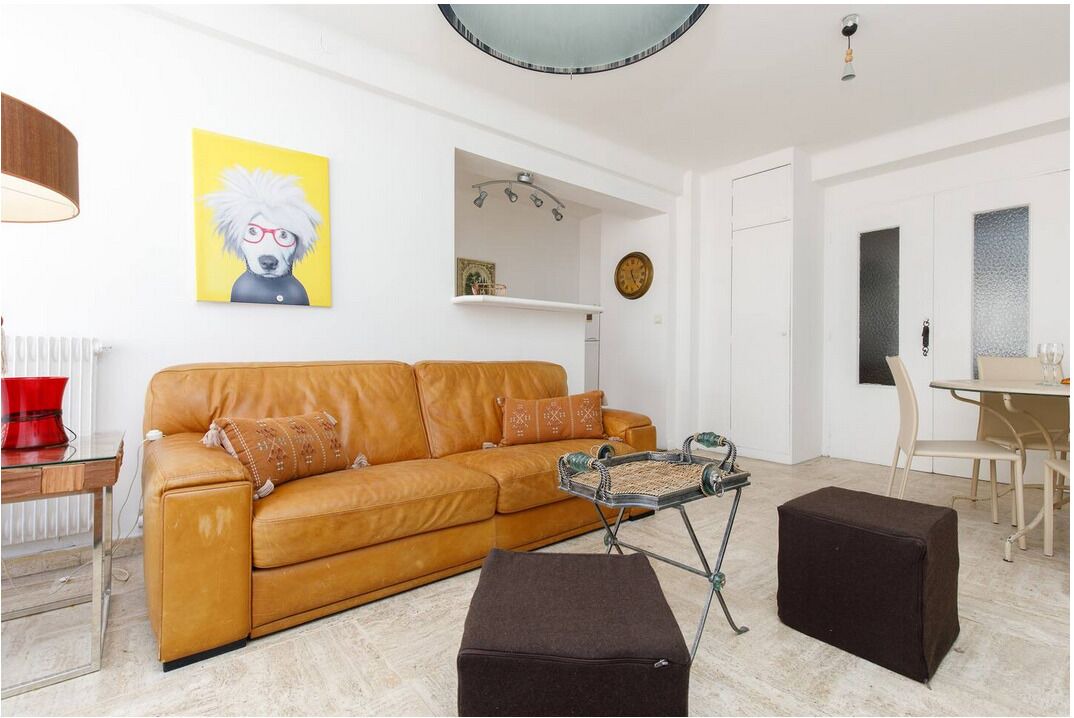 Photo of Livingroom in Prado - Republique