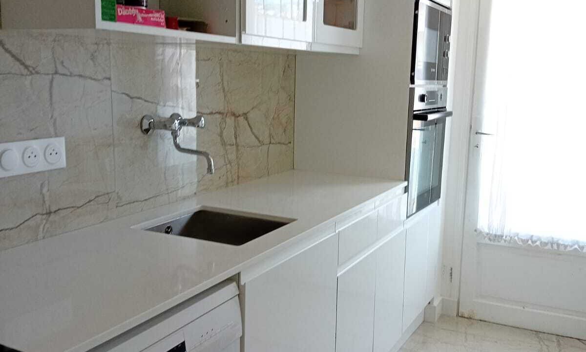 Photo of Kitchen in Prado - Republique