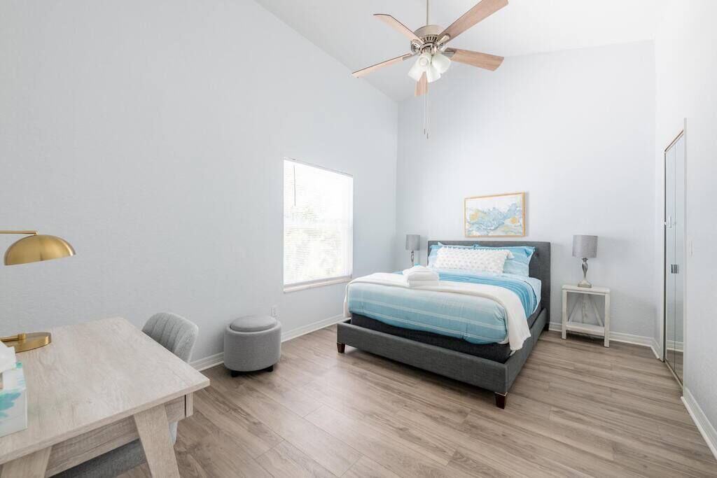 Photo of Bedroom in Winter Garden