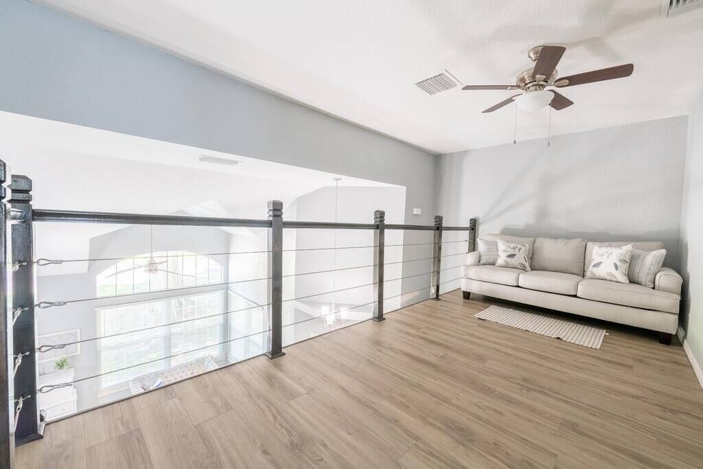 Photo of Livingroom in Winter Garden