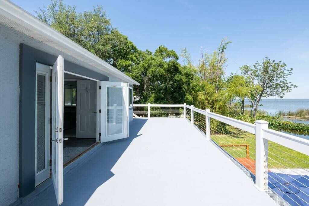Photo of Patio Balcony in Winter Garden