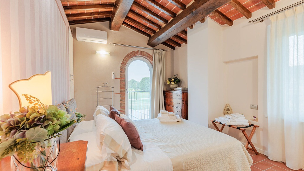 Photo of Bedroom in SantʼAndrea di Compito